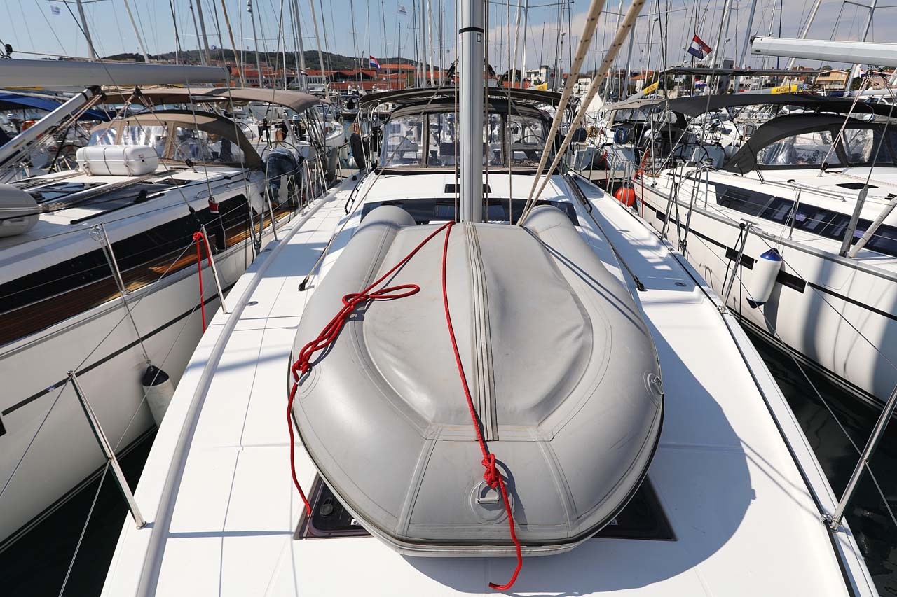 Dufour 470, Libertas | Yacht Charter Croatia