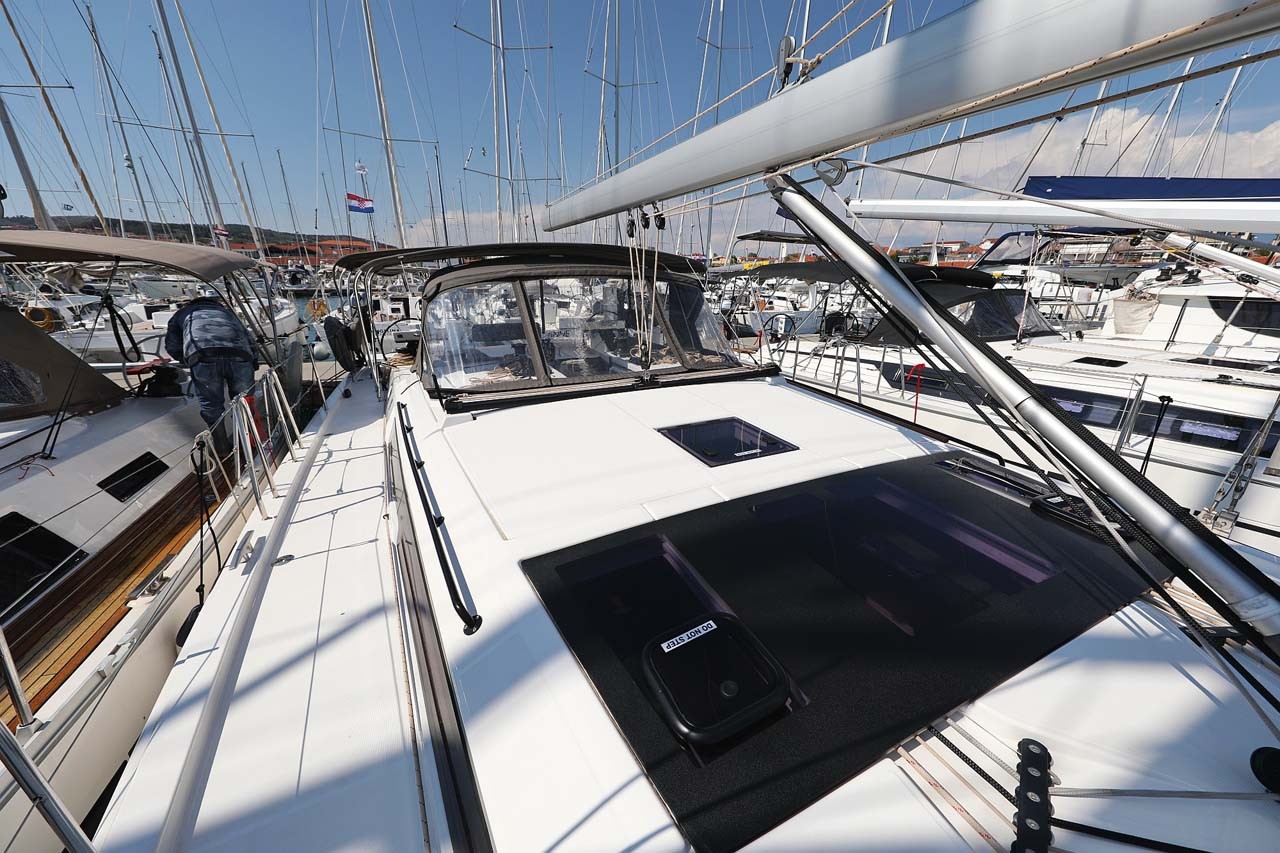 Dufour 470, Libertas | Yacht Charter Croatia