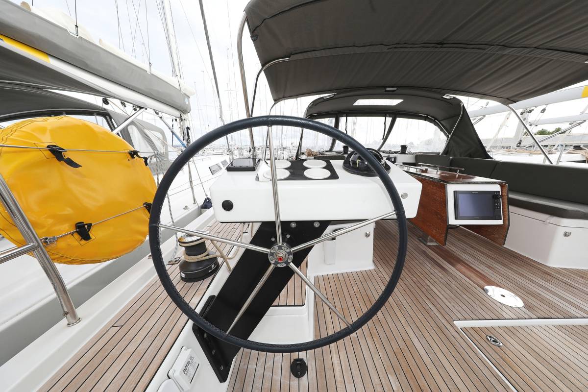 Dufour 470, Stargate | Noleggio di Yacht Croazia
