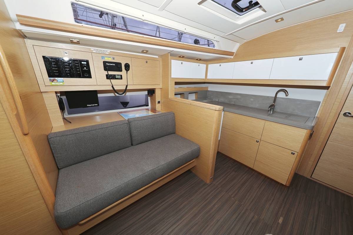 Dufour 470, Stargate | Noleggio di Yacht Croazia