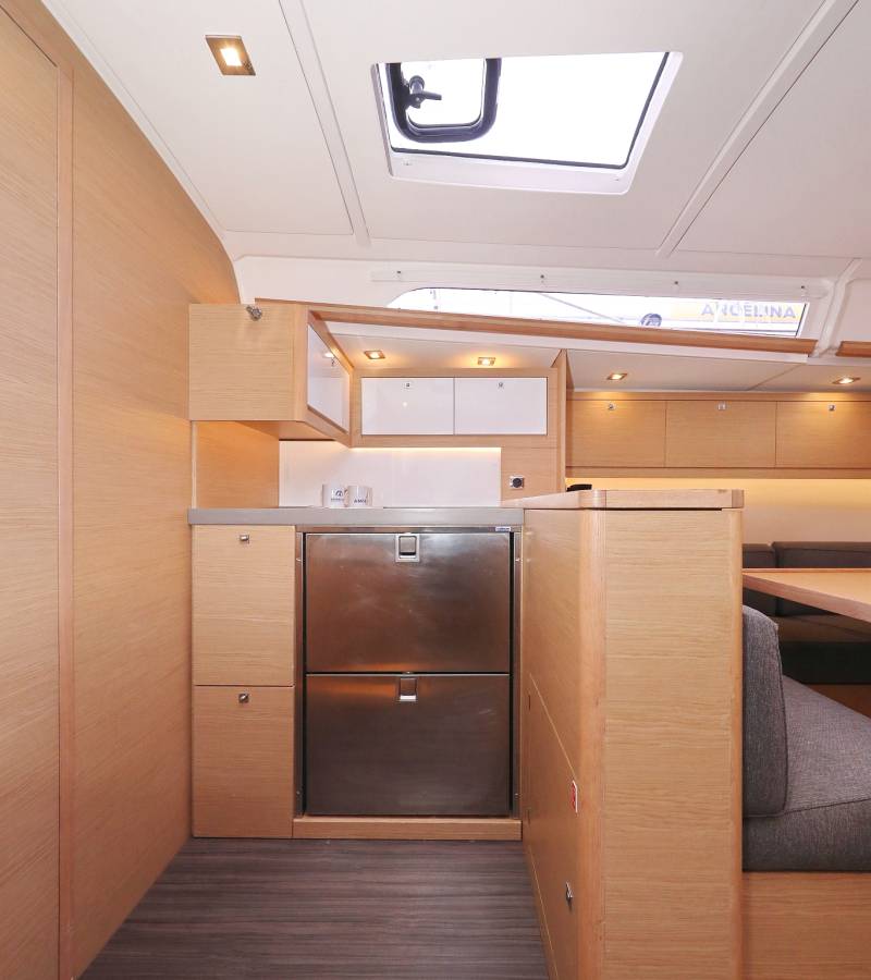 Dufour 470, Stargate | Noleggio di Yacht Croazia