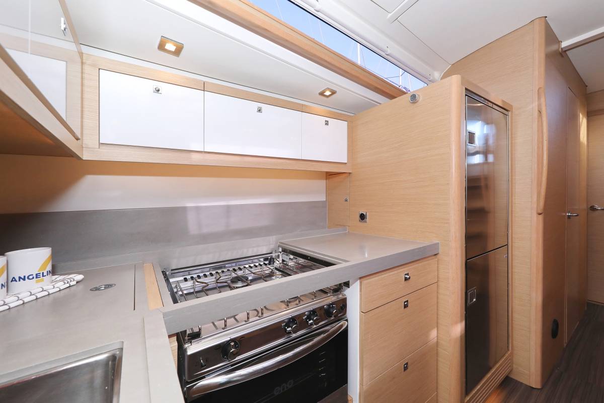 Dufour 470, Shooting Star | Yacht Charter Croatia
