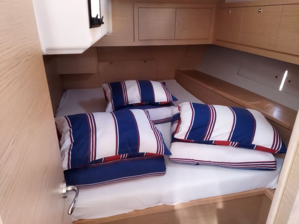 Dufour 470, Shooting Star | Yacht Charter Croatia