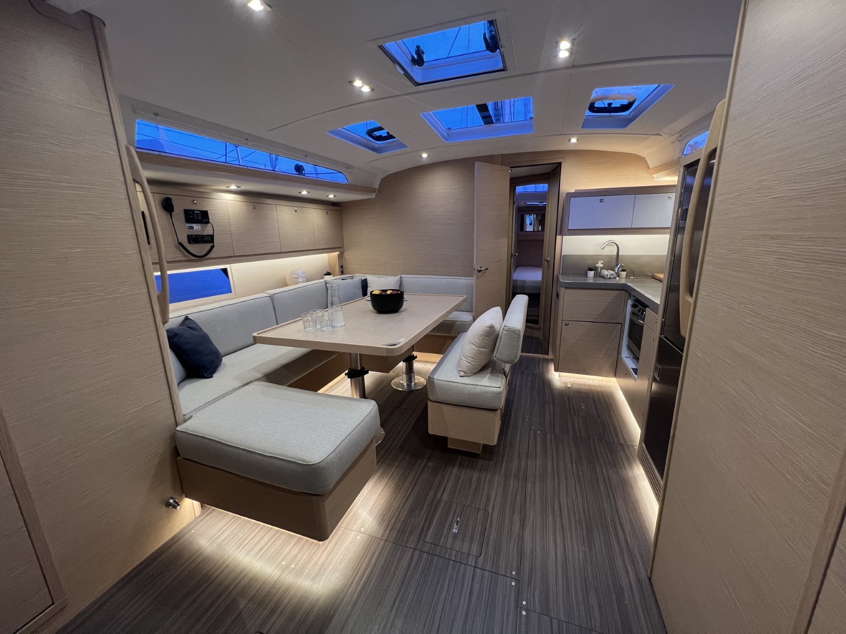 Dufour 470, Andreja | Yacht Charter Croatia