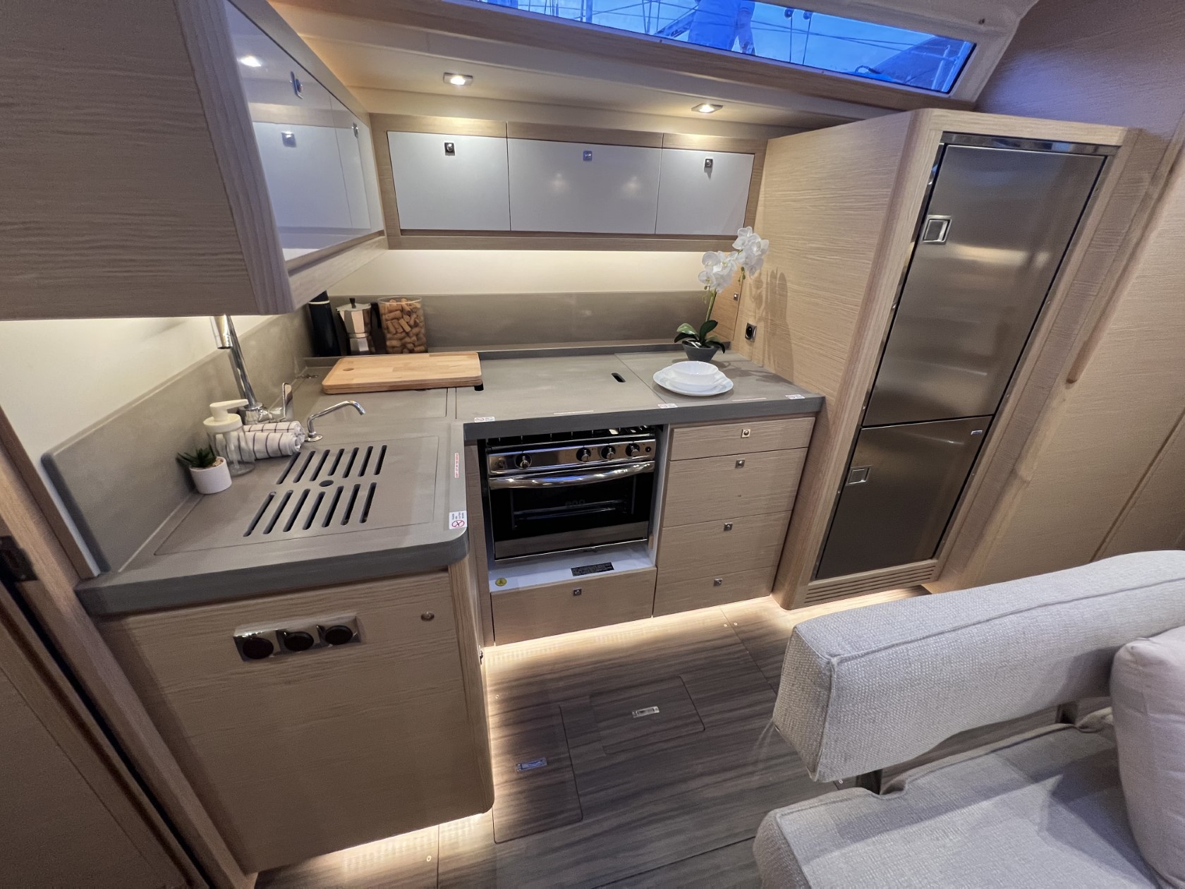 Dufour 470, Andreja | Yacht Charter Croatia