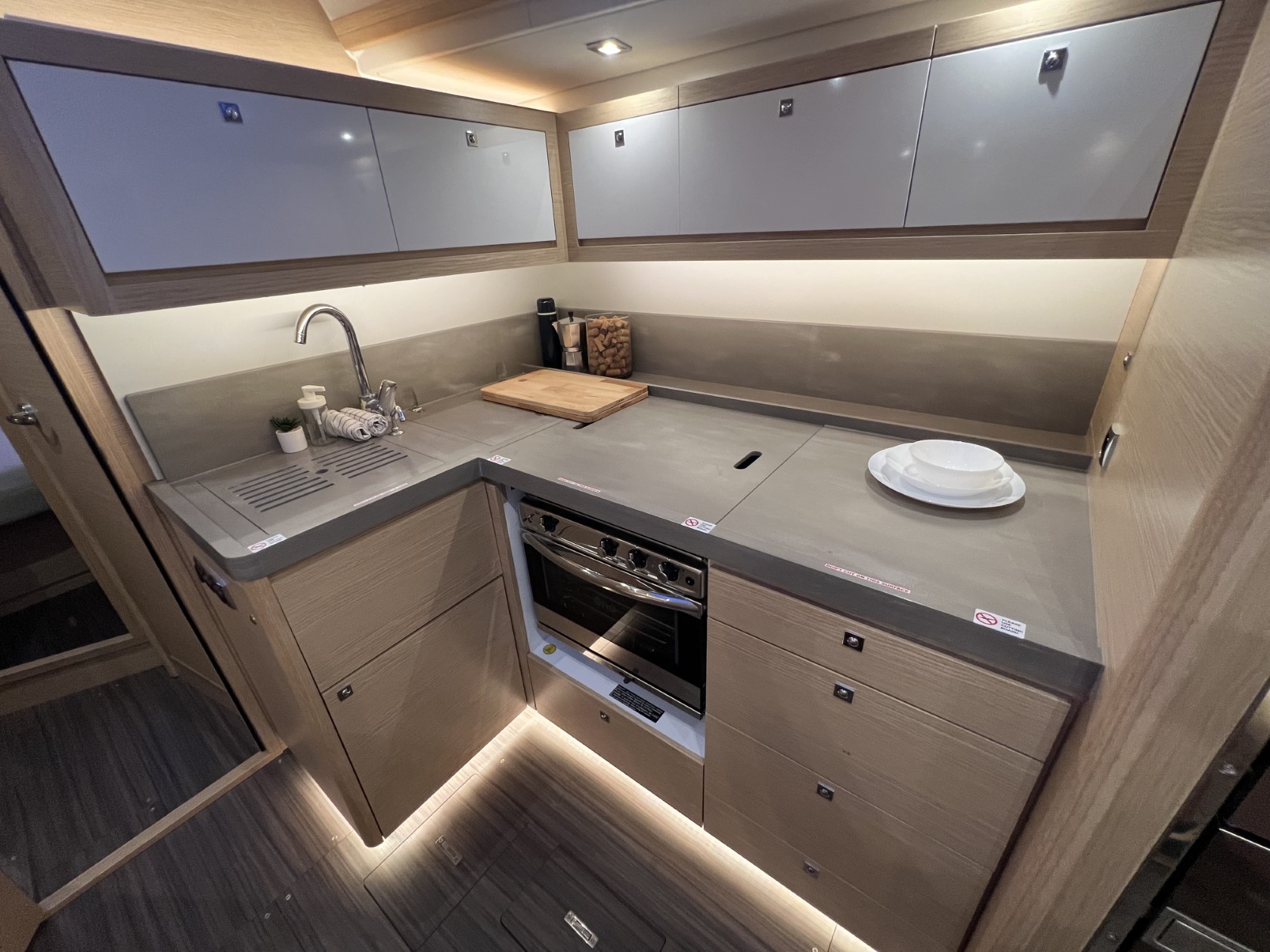 Dufour 470, Andreja | Yacht Charter Croatia