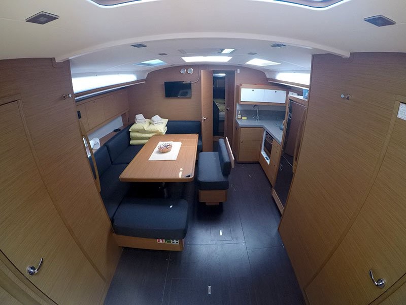 Dufour 470, Ljubov | Yacht Charter Croatia