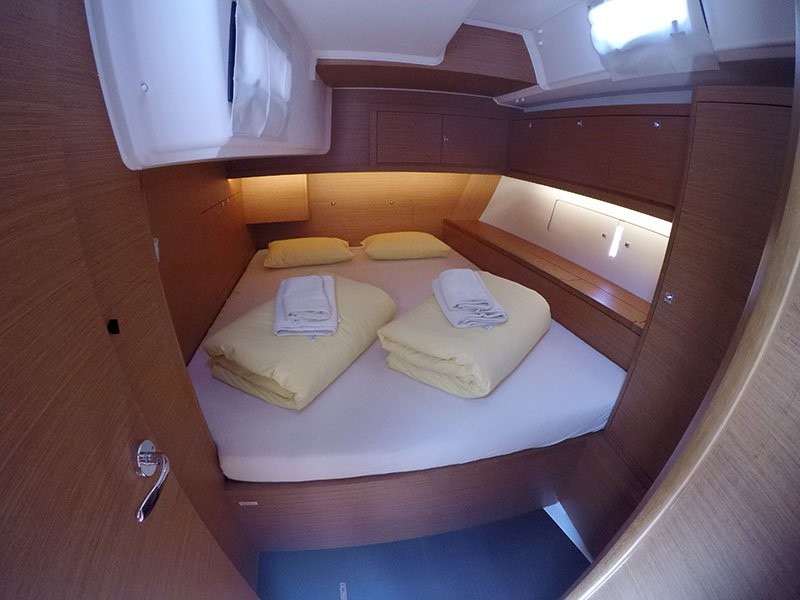 Dufour 470, Ljubov | Yacht Charter Croatia