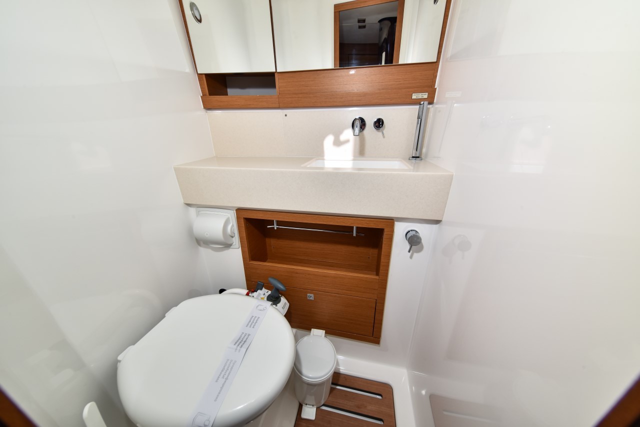 Dufour 470, La Familia | Yacht Charter Croatia