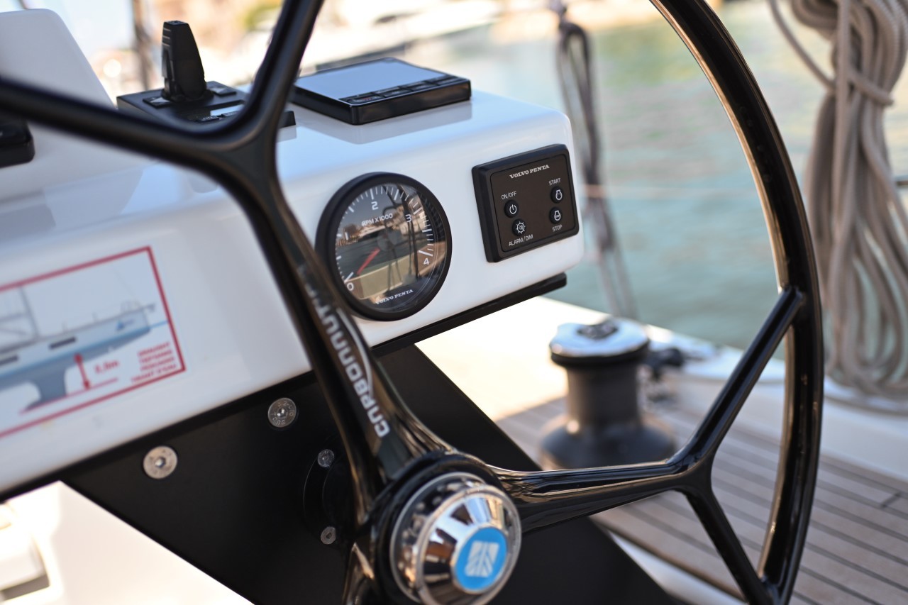 Dufour 470, La Familia | Yacht Charter Croatia