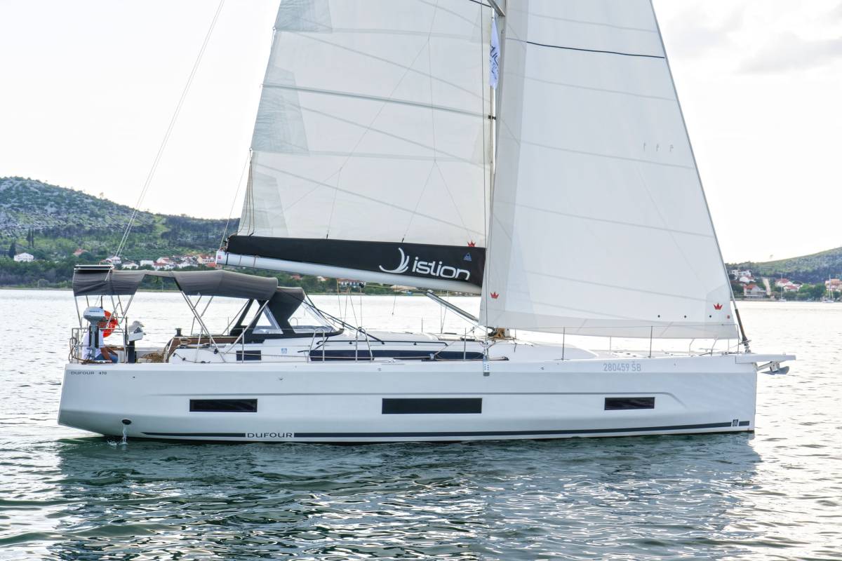 Dufour 470, First Secret | Yacht Charter Croatia