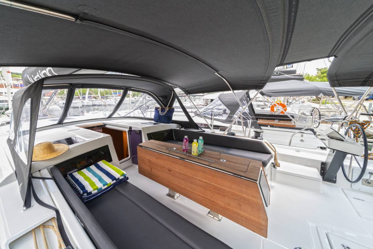 Dufour 470, First Secret | Yacht Charter Croatia
