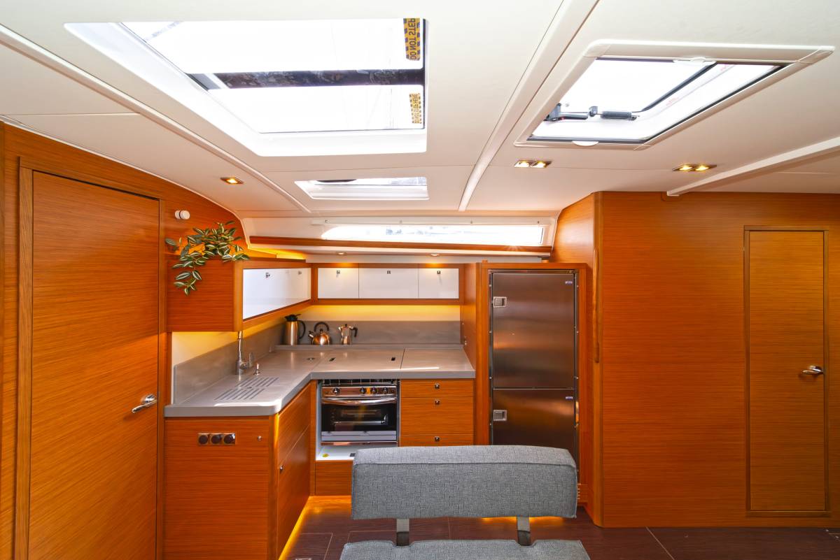 Dufour 470, First Secret | Yacht Charter Croatia