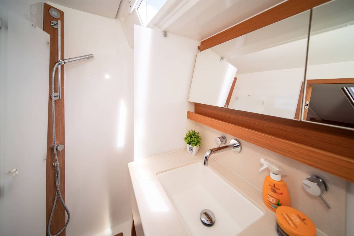 Dufour 470, First Secret | Yacht Charter Croatia