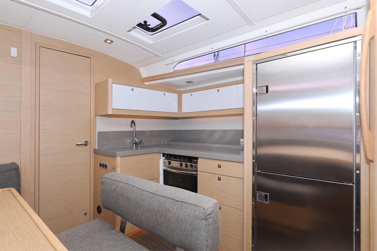 Dufour 470, Flipper | Yacht Charter Croatia