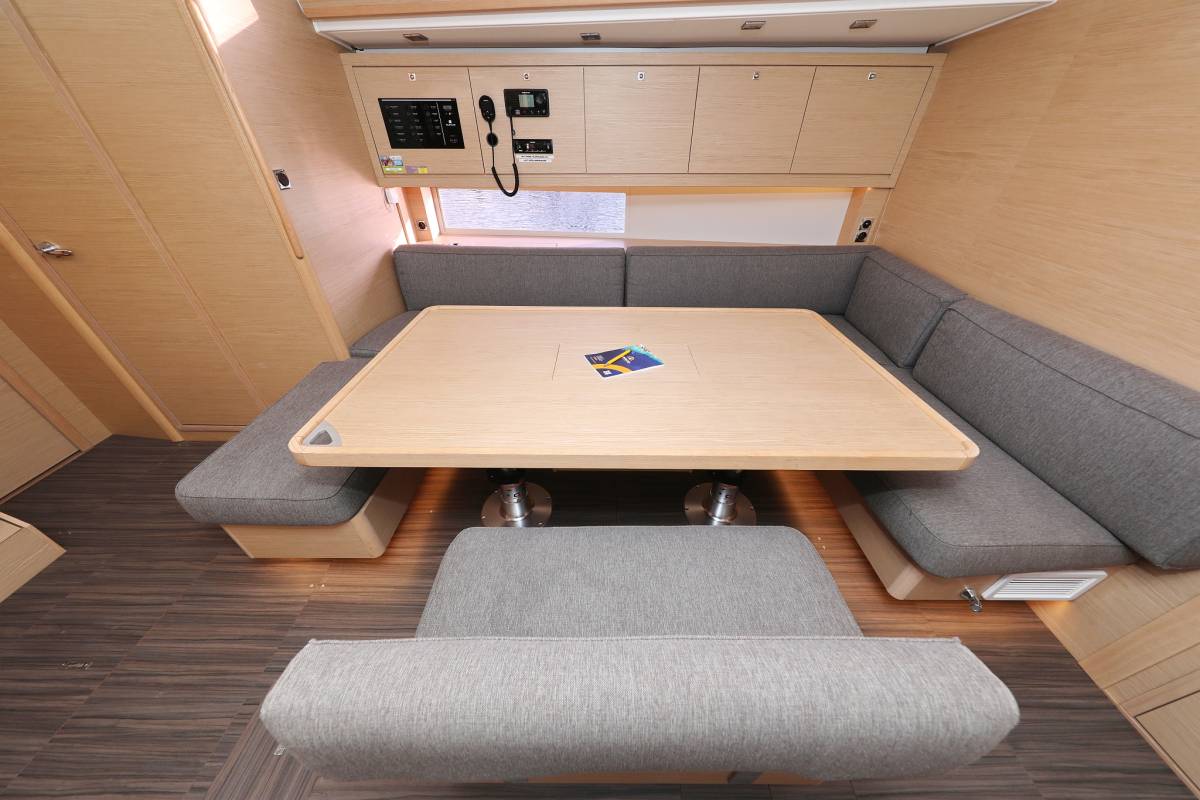 Dufour 470, Flipper | Yacht Charter Croatia