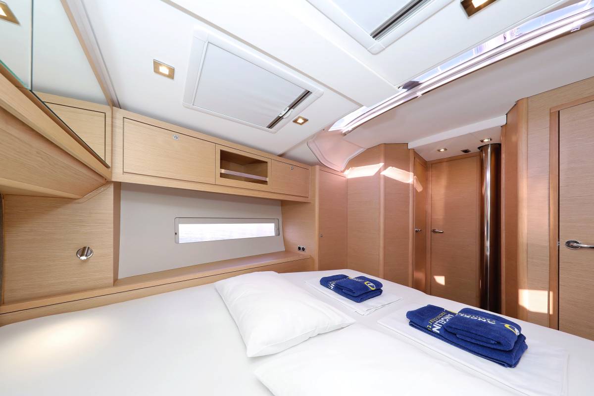 Dufour 470, Flipper | Yacht Charter Croatia