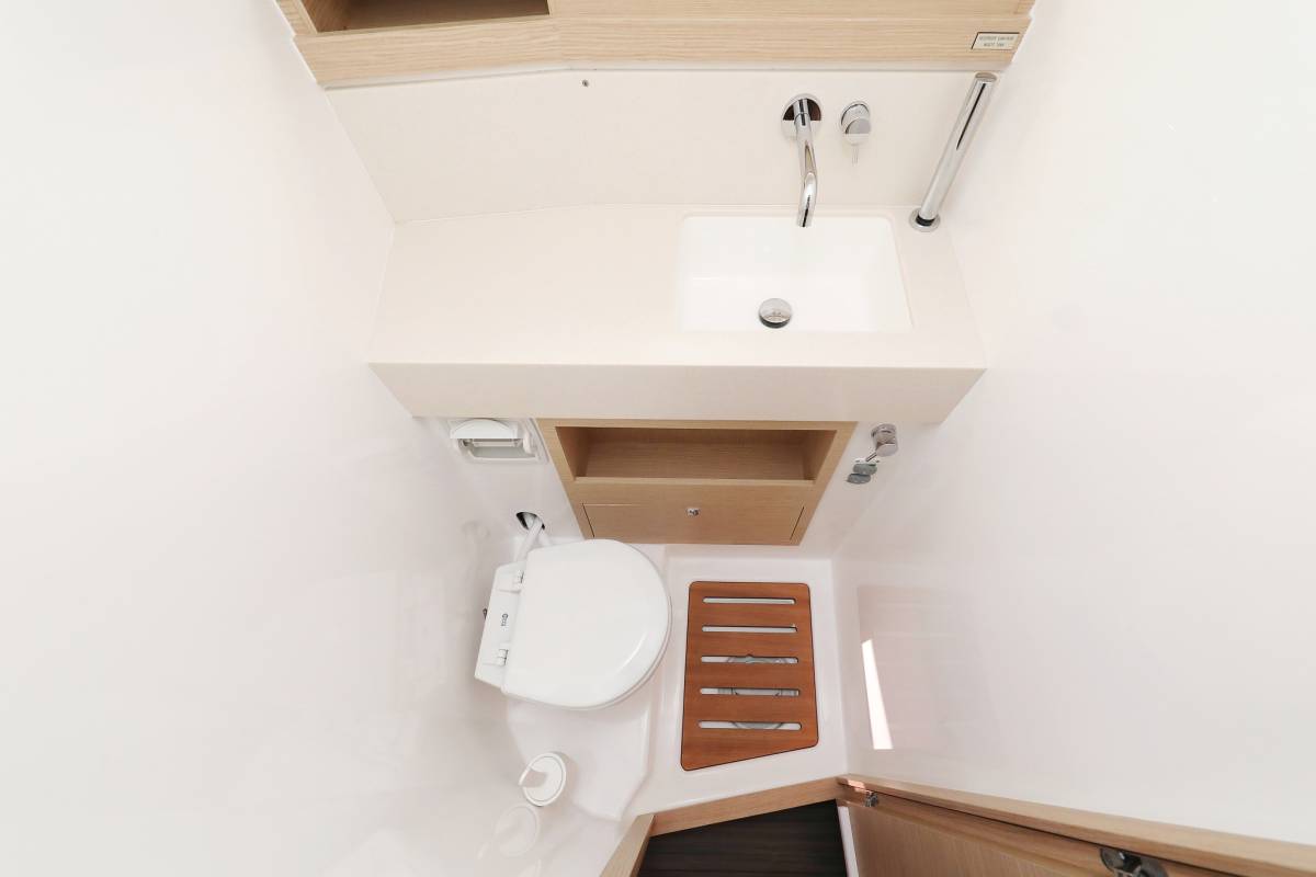 Dufour 470, Flipper | Yacht Charter Croatia