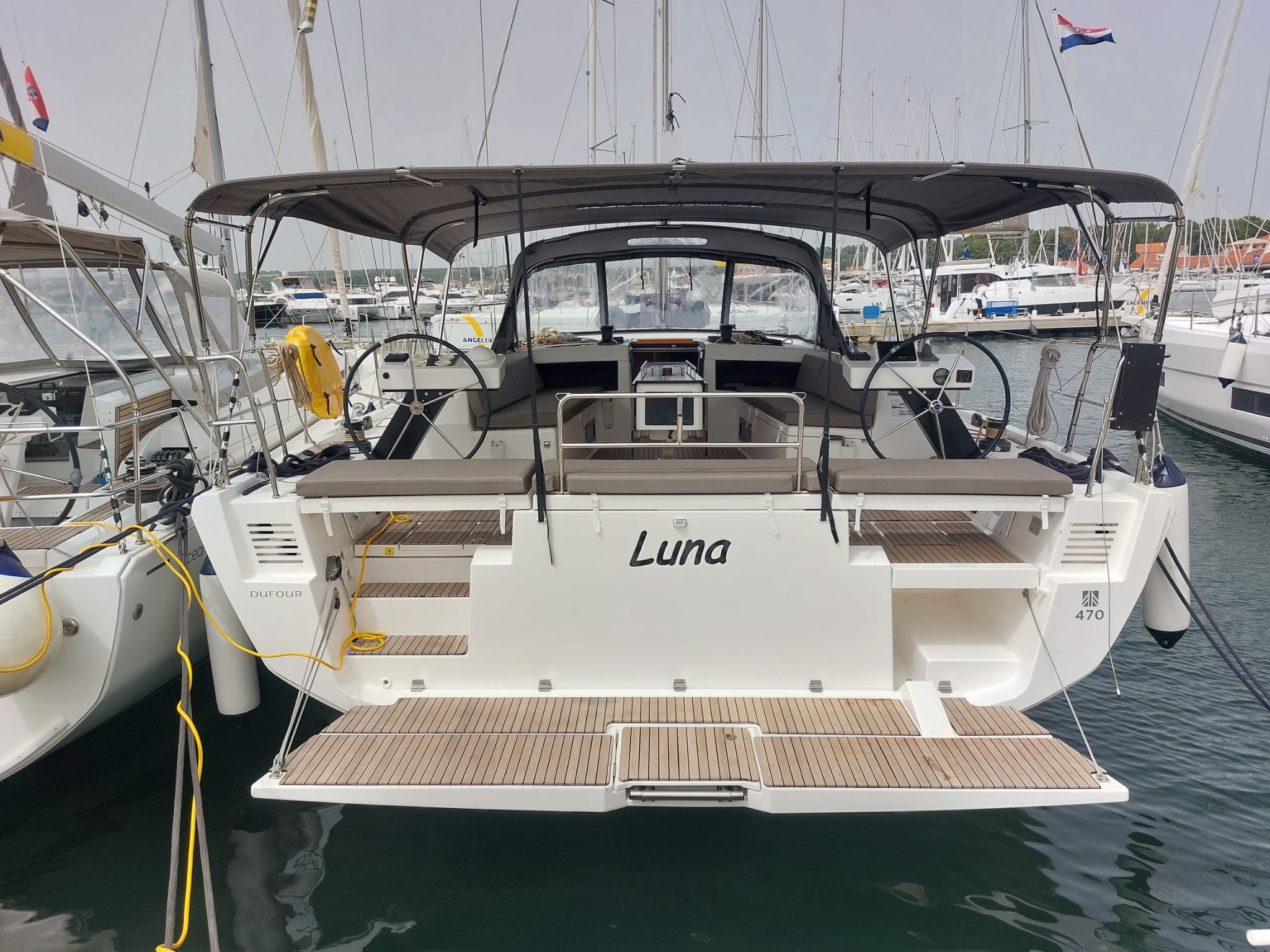 Dufour 470, Luna | Yacht Charter Croatia