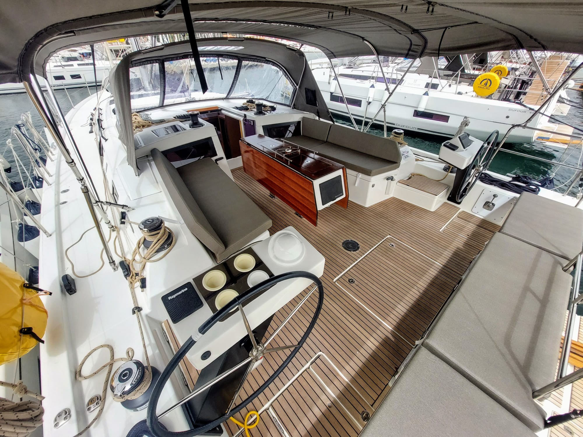 Dufour 470, Luna | Yacht Charter Croatia
