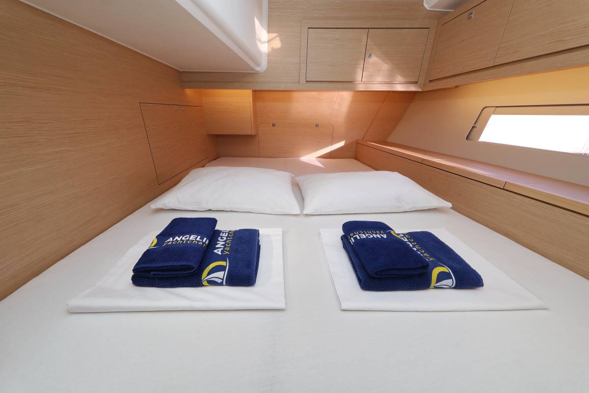 Dufour 470, Odyssey | Yacht Charter Croatia