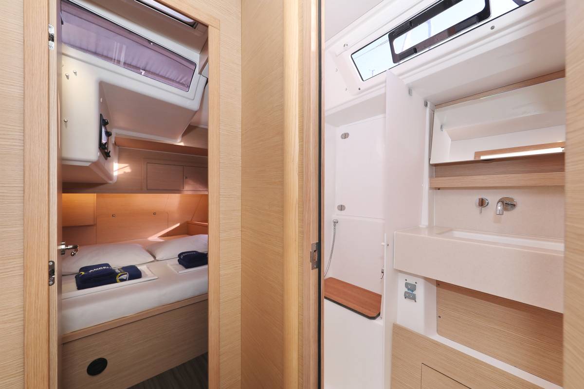 Dufour 470, Odyssey | Yacht Charter Croatia