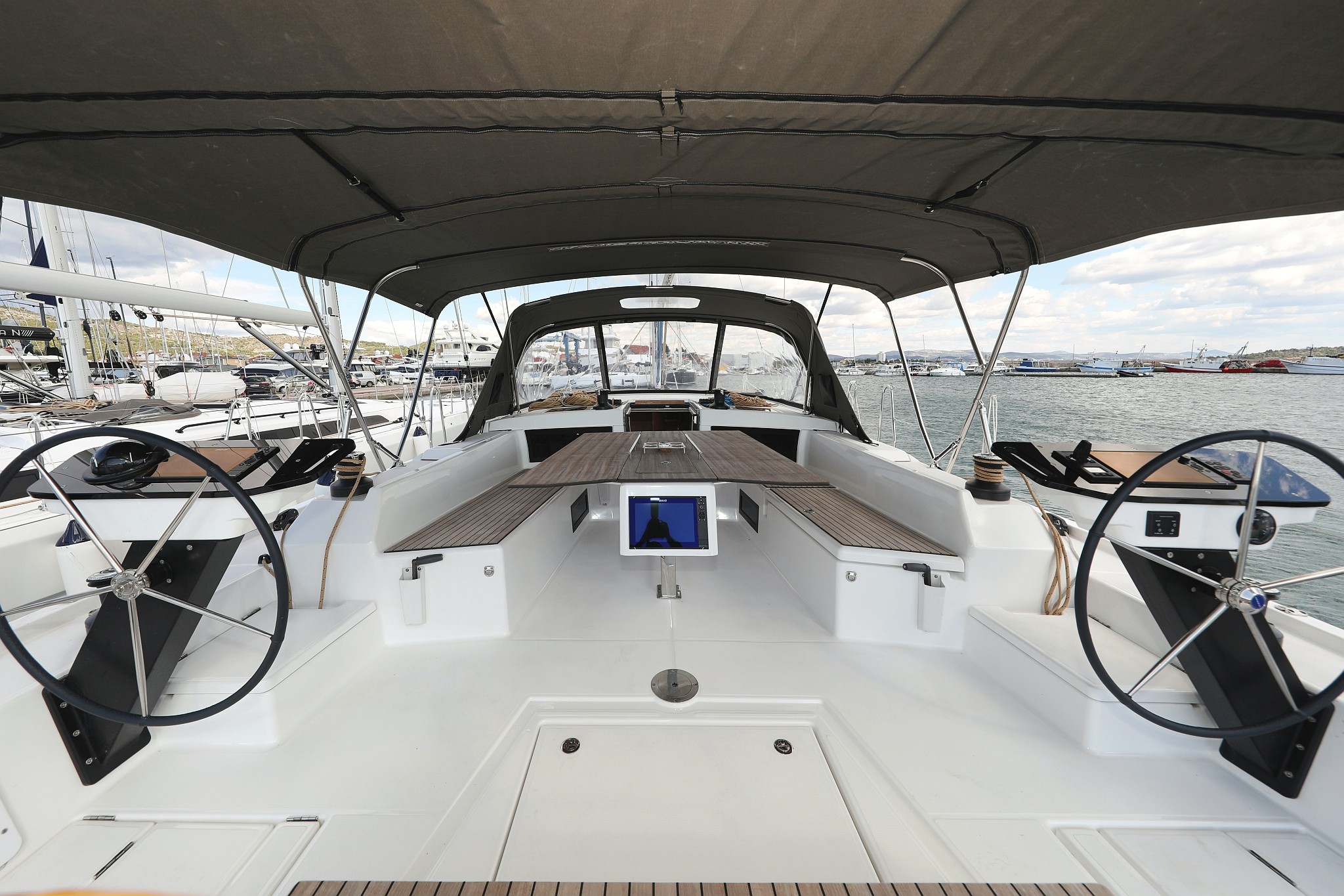 Dufour 470, Shore Thing | Yacht Charter Croatia