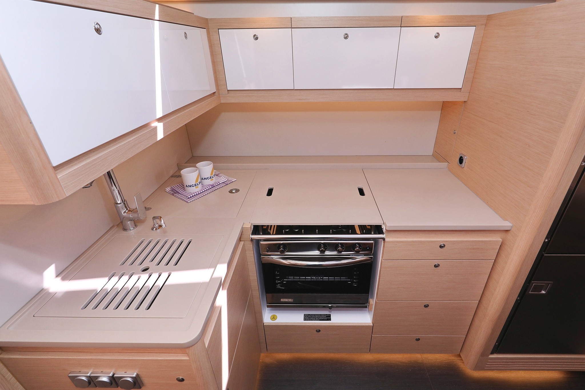 Dufour 470, Shore Thing | Yacht Charter Croatia
