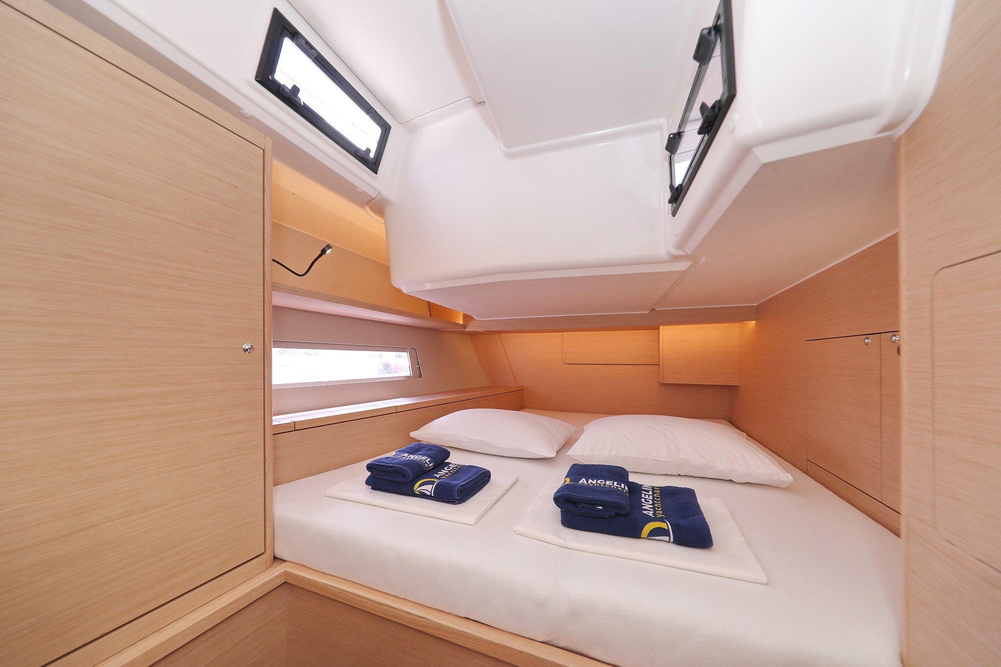 Dufour 470, Shore Thing | Yacht Charter Croatia
