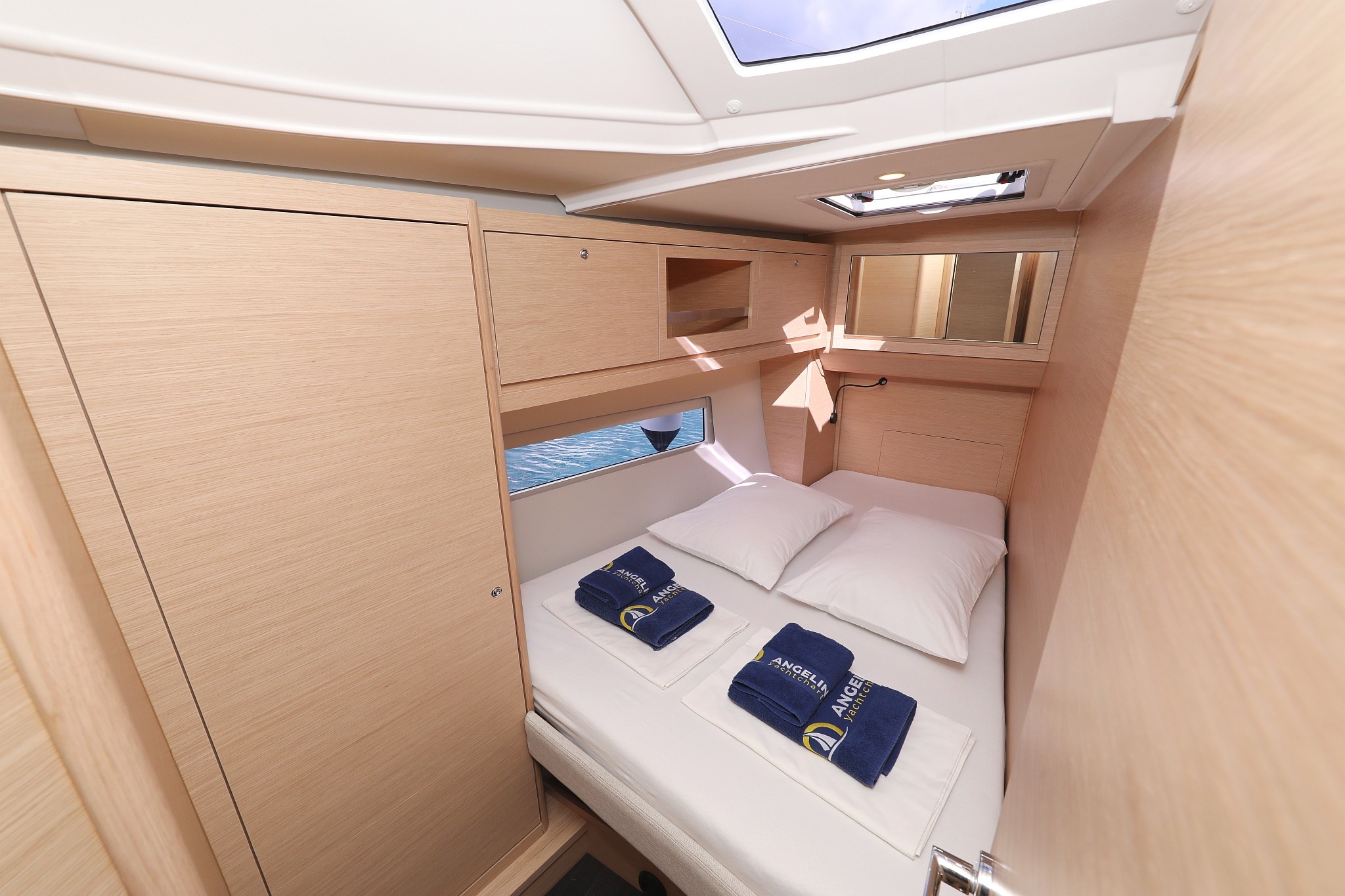 Dufour 470, Shore Thing | Yacht Charter Croatia