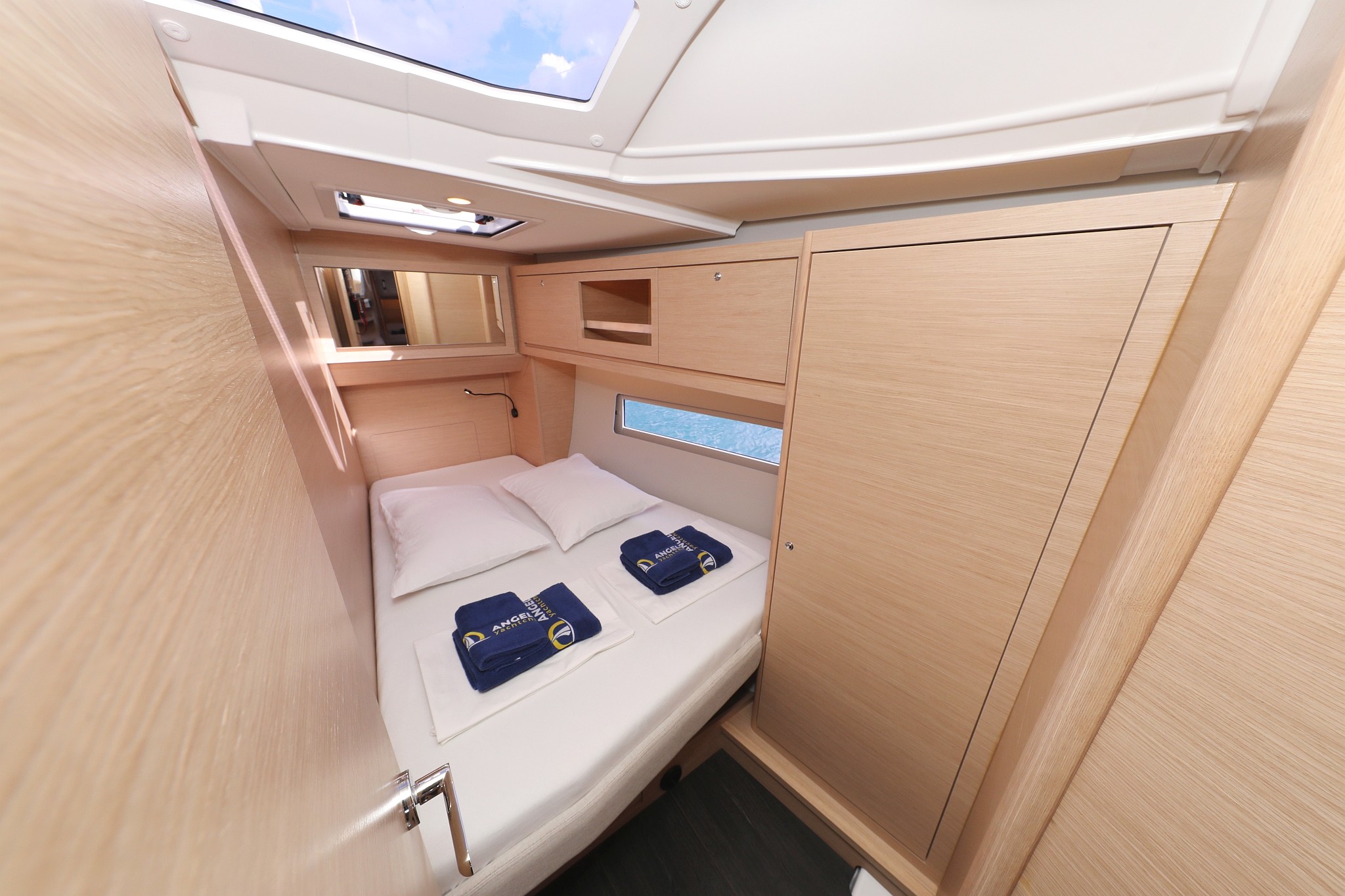 Dufour 470, Shore Thing | Yacht Charter Croatia