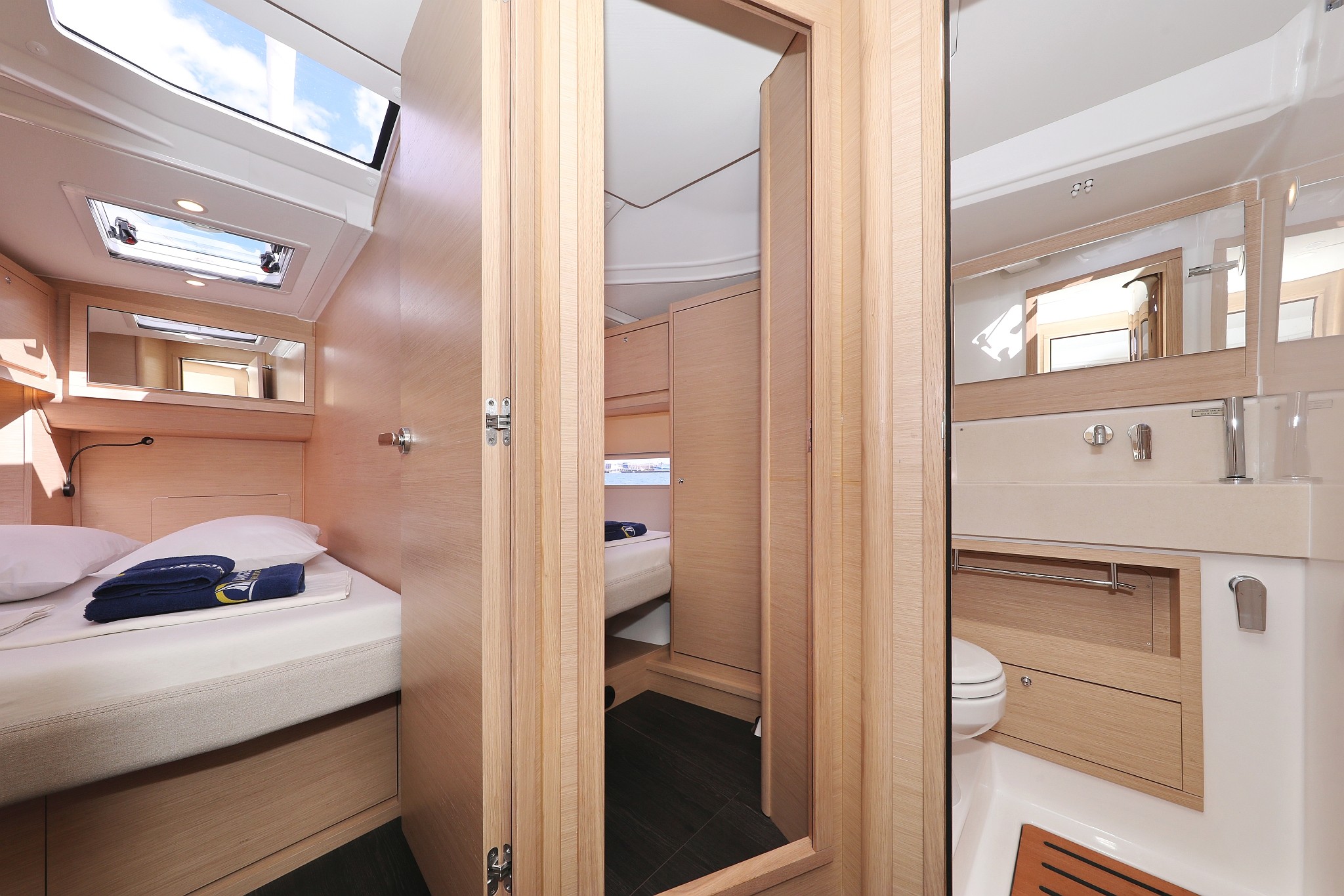 Dufour 470, Shore Thing | Yacht Charter Croatia