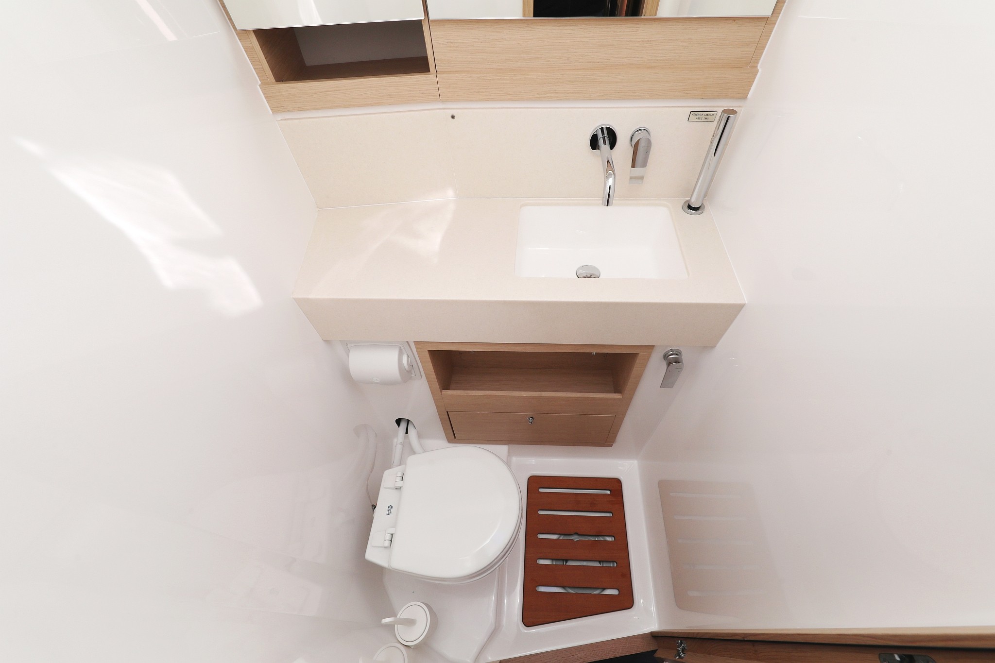 Dufour 470, Shore Thing | Yacht Charter Croatia