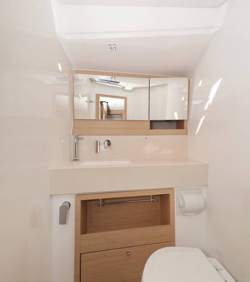 Dufour 470, Nausea | Yacht Charter Croatia