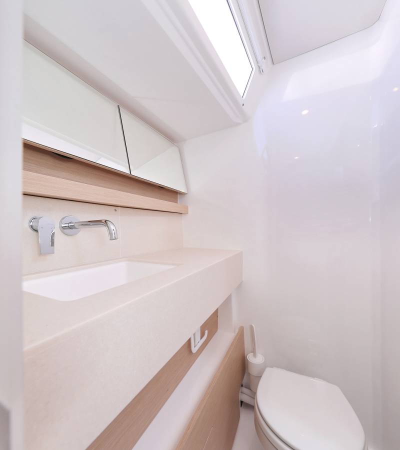 Dufour 470, Blue Wave | Yacht Charter Croatia