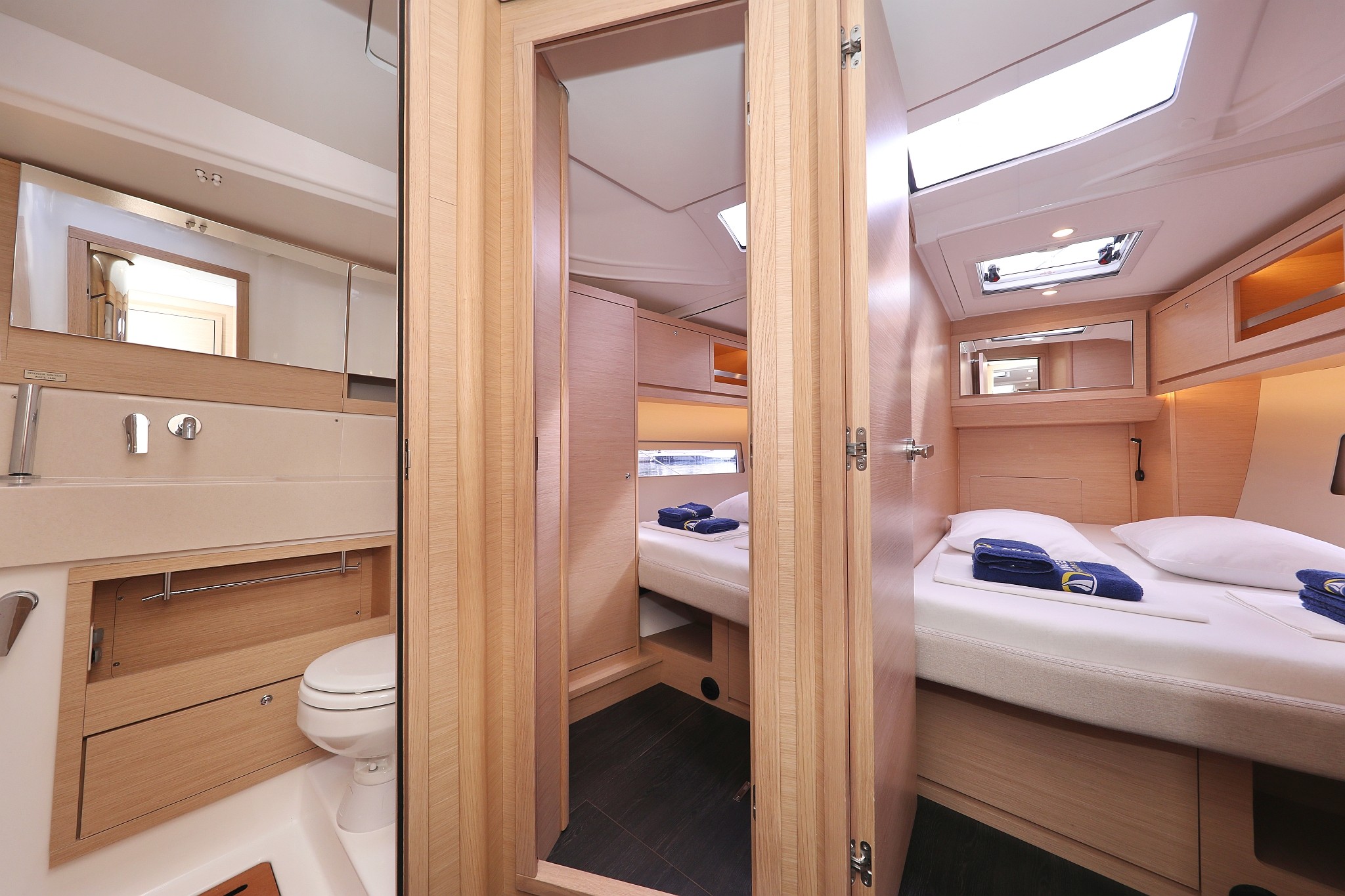 Dufour 470, Blue moon | Yacht Charter Croatia