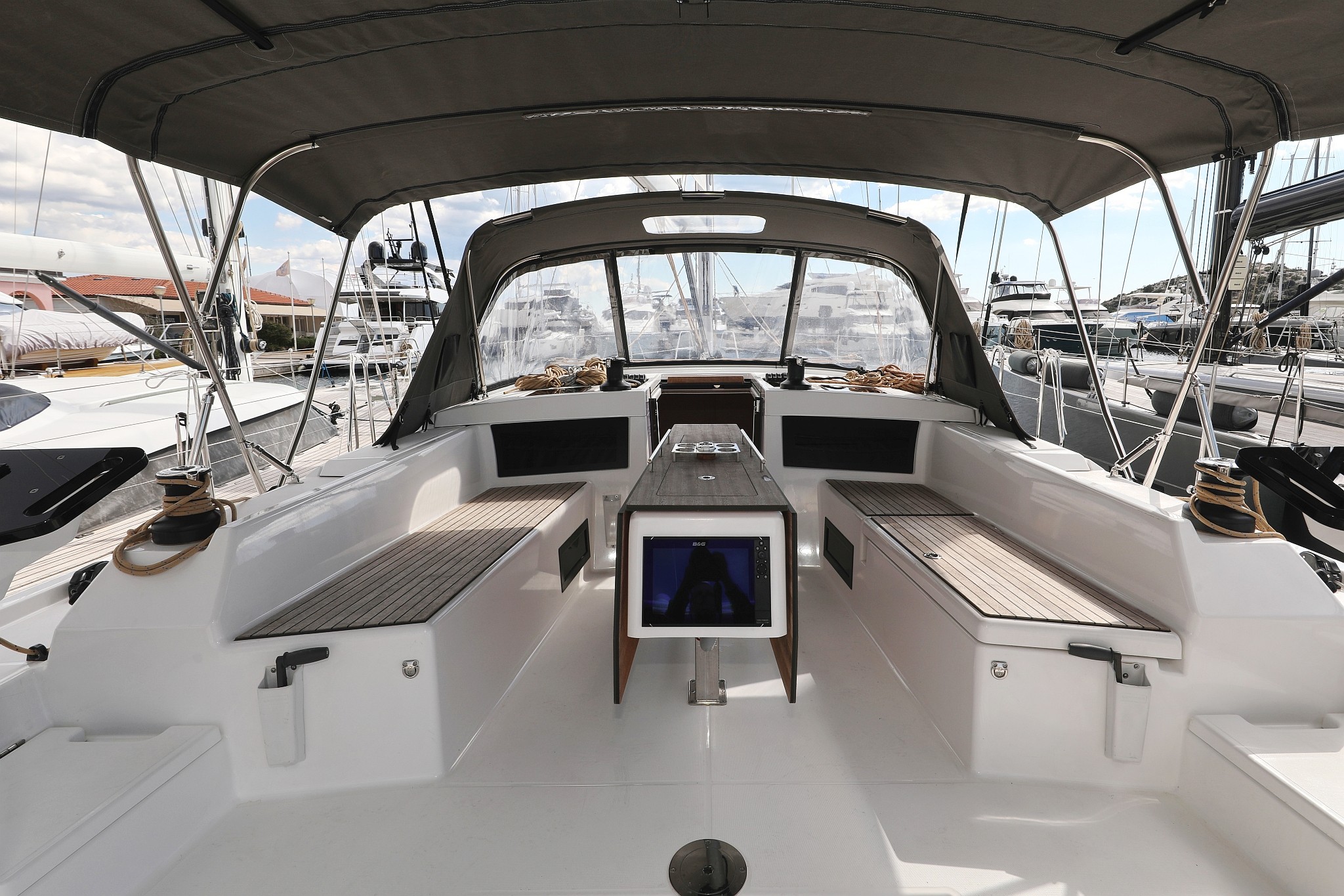Dufour 470, Bonaca | Yacht Charter Croatia
