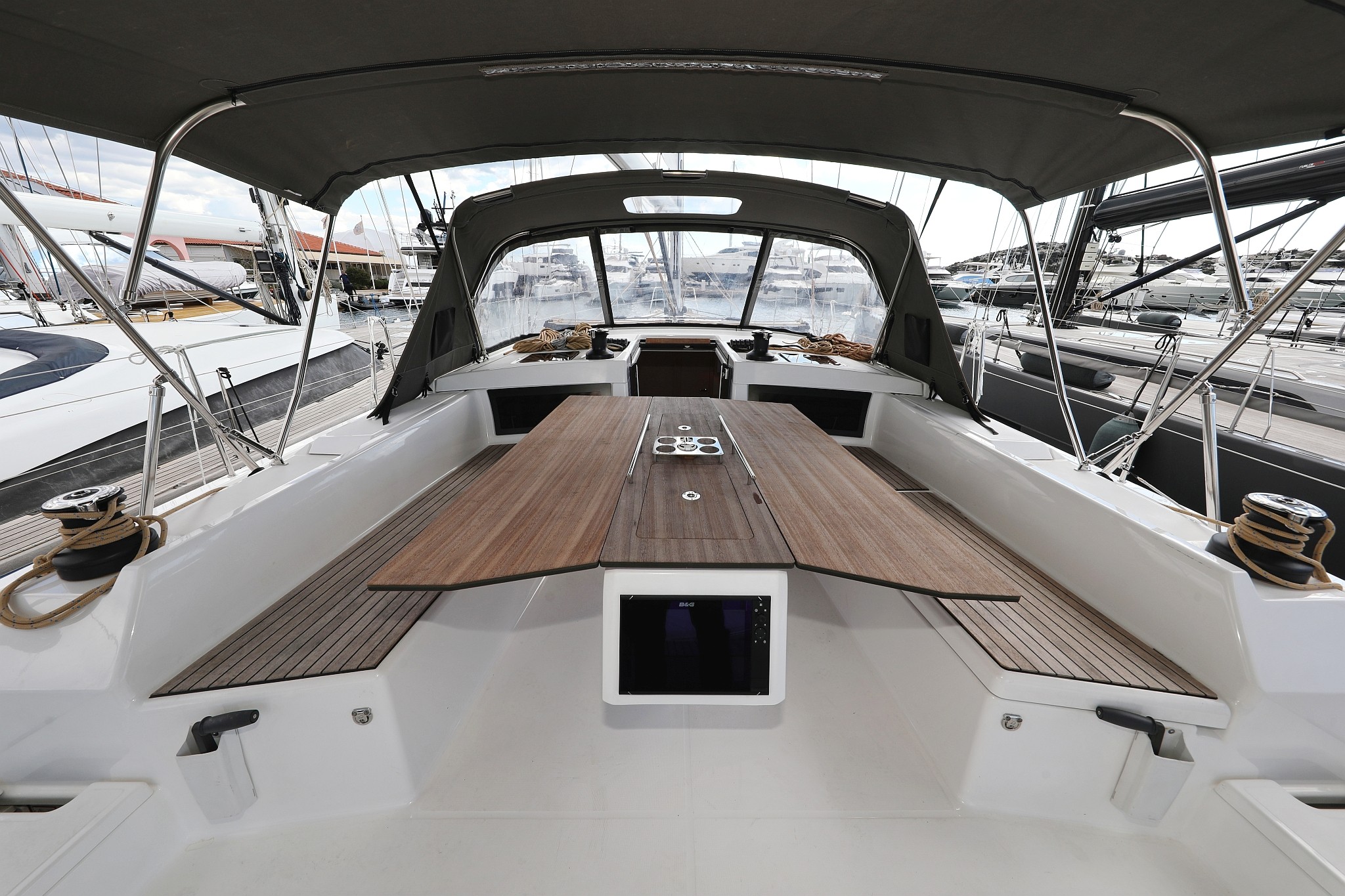 Dufour 470, Bonaca | Yacht Charter Croatia