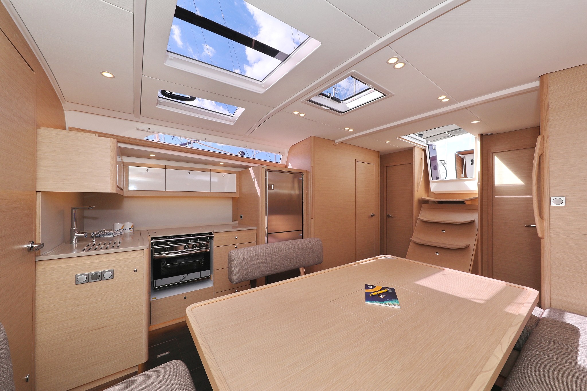 Dufour 470, Bonaca | Yacht Charter Croatia