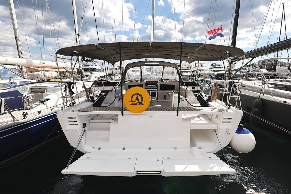 Dufour 470, Bonaca | Yacht Charter Croatia