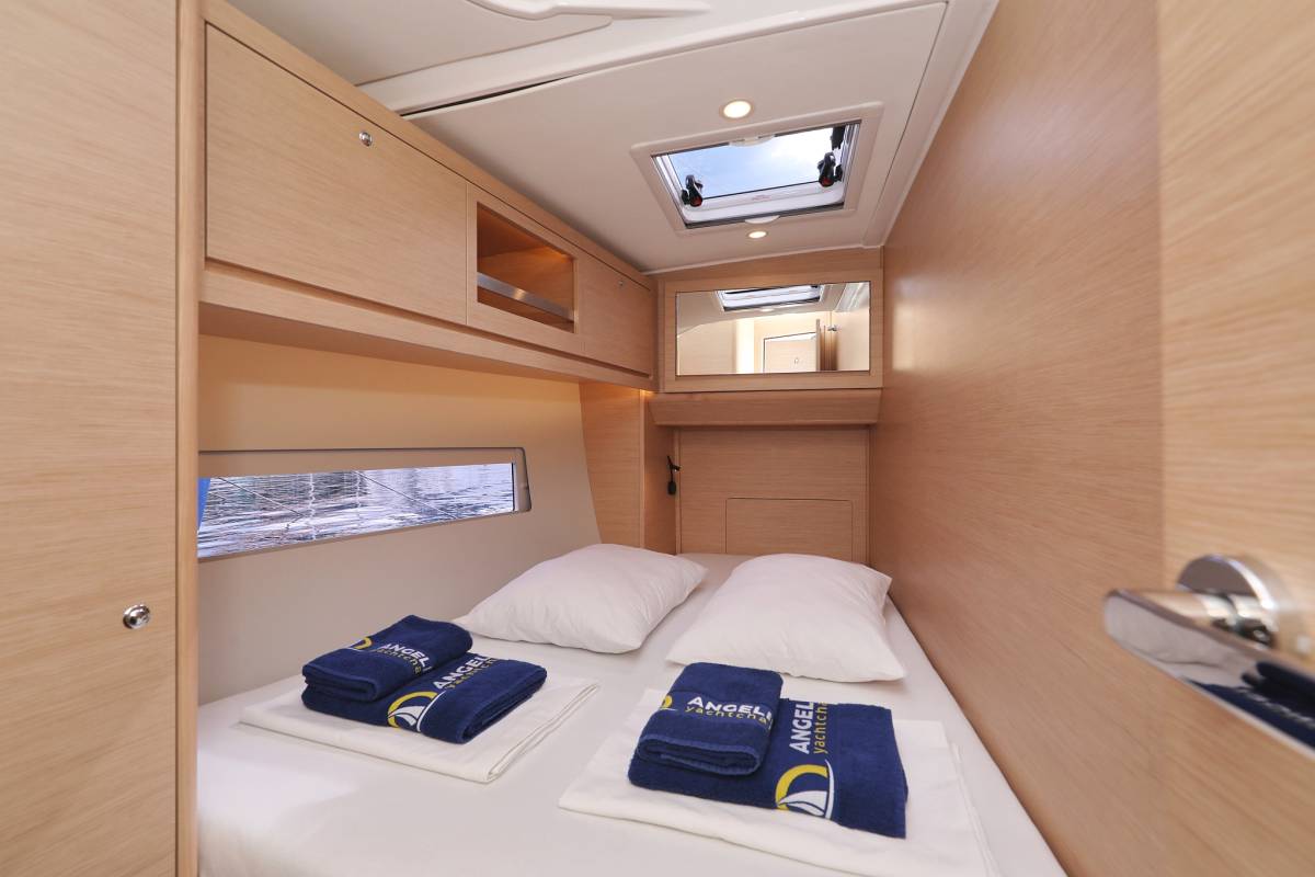 Dufour 470, Bonaca | Yacht Charter Croatia
