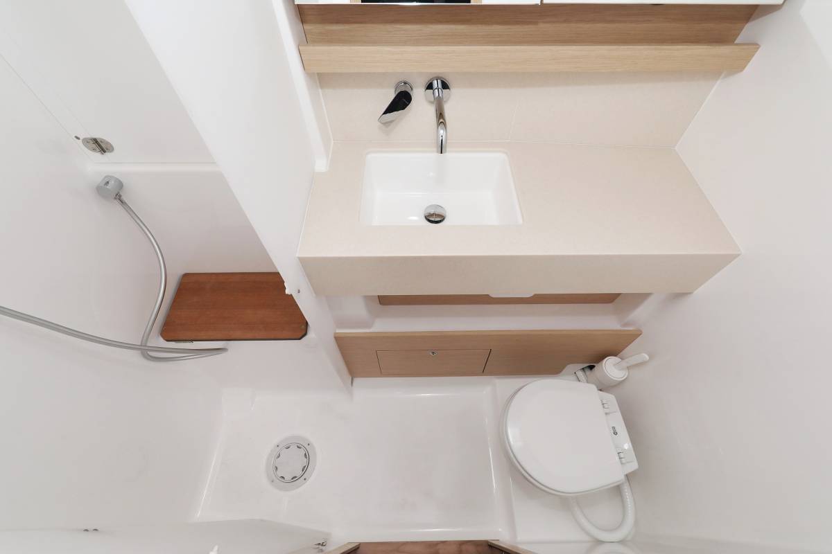 Dufour 470, Bonaca | Yacht Charter Croatia