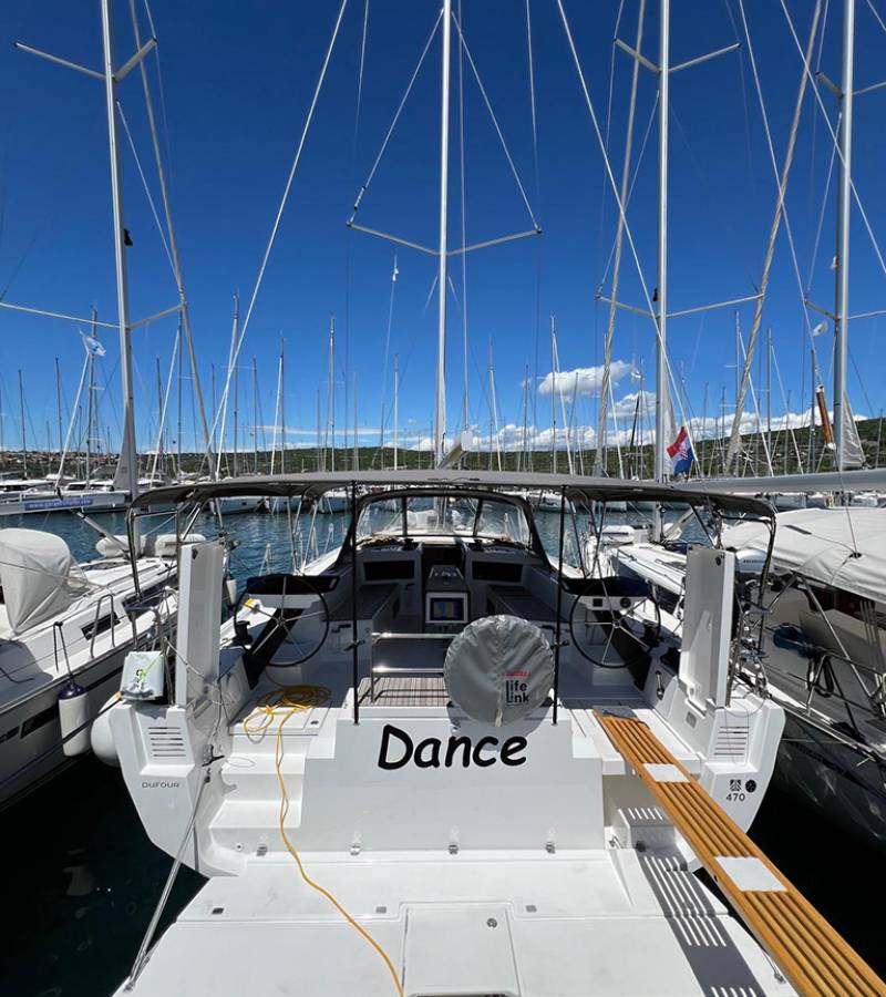 Dufour 470, Dance | Yacht Charter Croatia