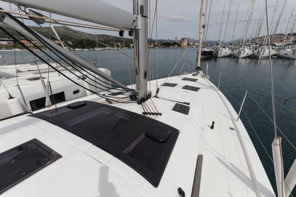 Dufour 470, Bellatrix | Noleggio di Yacht Croazia