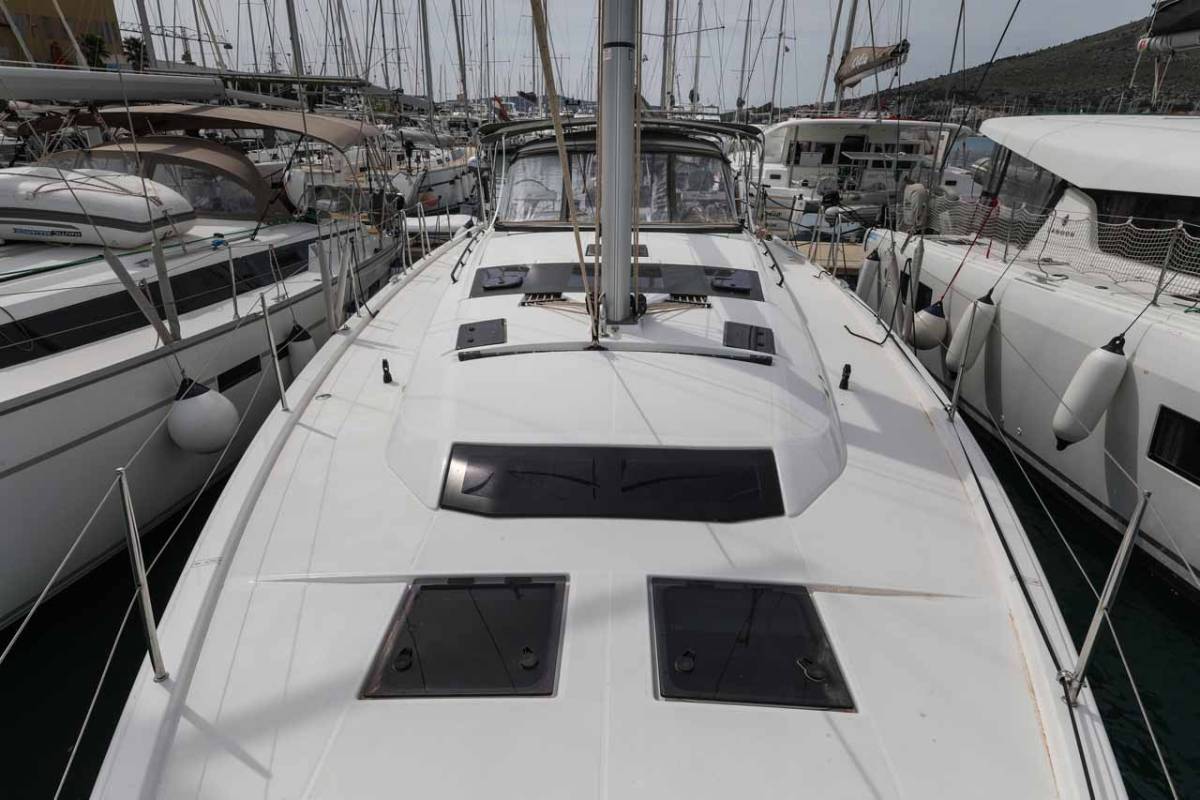 Dufour 470, Bellatrix | Noleggio di Yacht Croazia