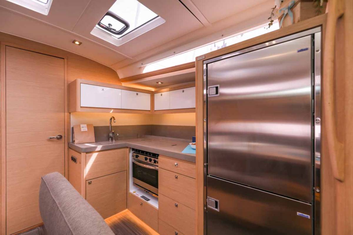 Dufour 470, Bellatrix | Noleggio di Yacht Croazia