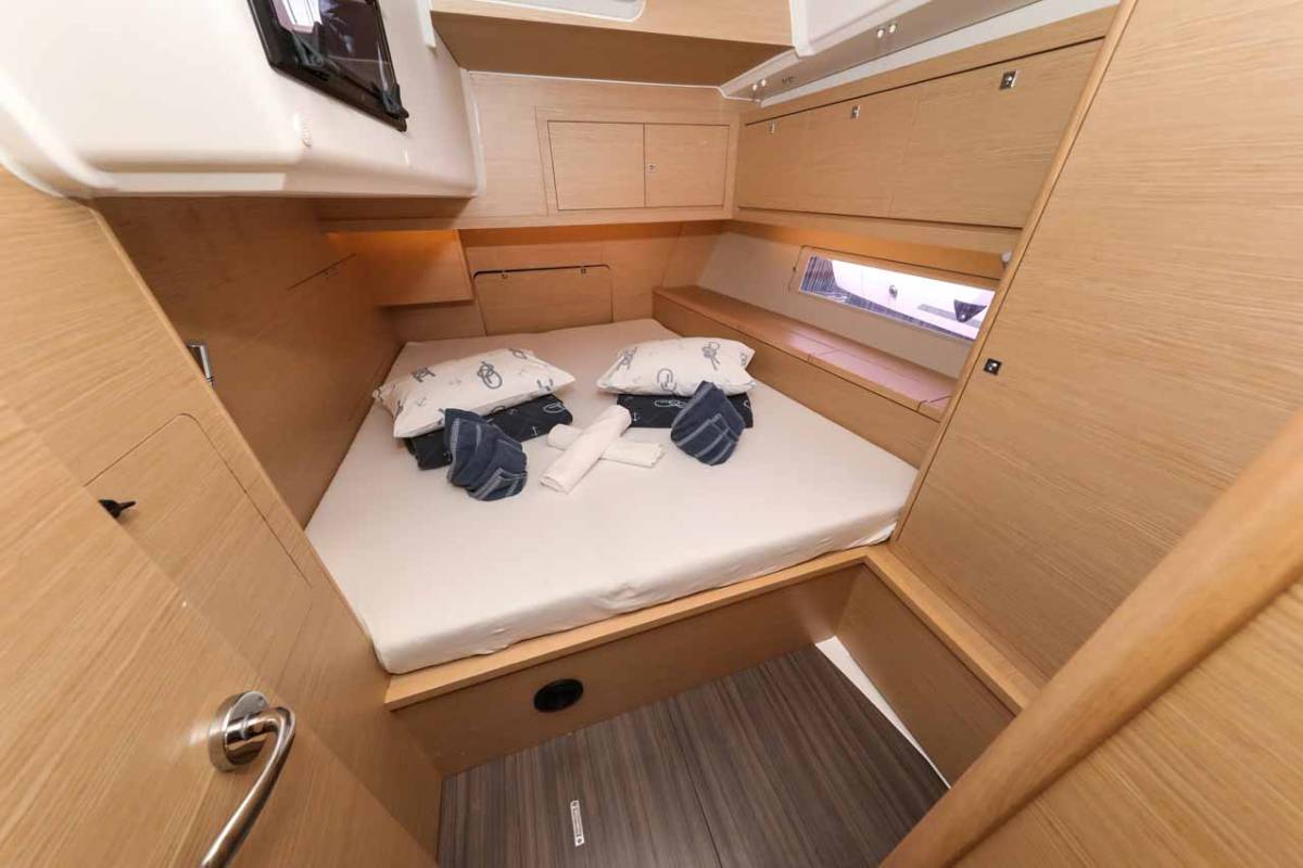 Dufour 470, Bellatrix | Noleggio di Yacht Croazia