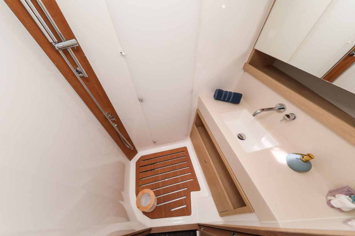 Dufour 470, Bellatrix | Noleggio di Yacht Croazia