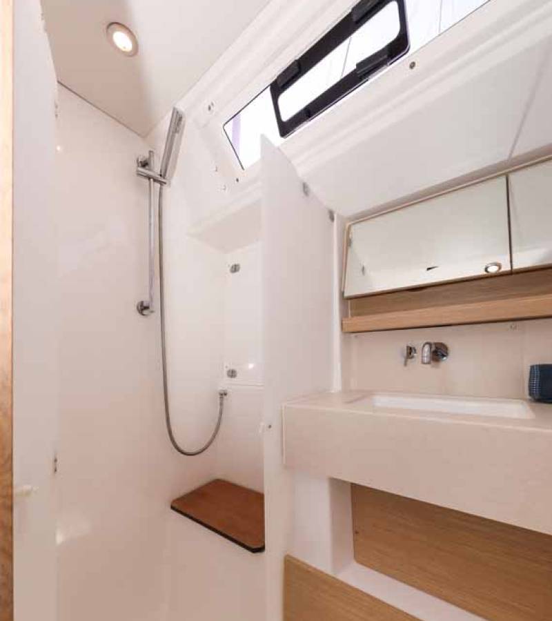 Dufour 470, Bellatrix | Noleggio di Yacht Croazia