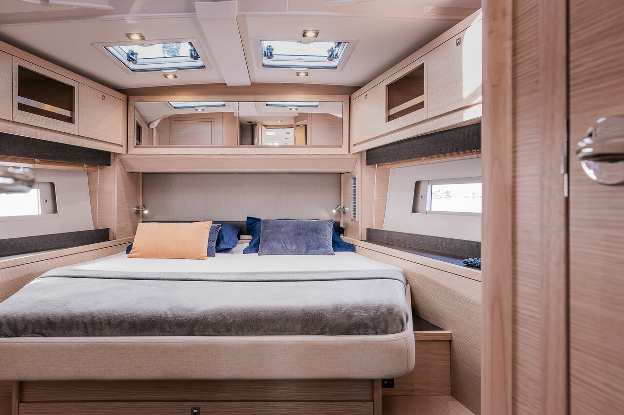 Dufour 470, She | Yacht Charter Croatia